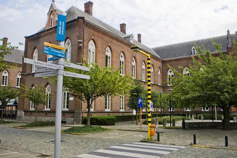 De oude ziekenhuissite de Bijloke is tegenwoordig een cultuursite (Collectie UGentMemorie, © UGent - foto Pieter Morlion).
