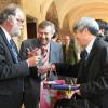 Vlnr. Rector Paul Van Cauwenberge, bio-ingenieur Patrick Sorgeloos en Duong Ngoc Hai van de Vietnam Academy of Science & Technology in het Pand in 2011 om samenwerkingsmogelijkheden voor aquacultuur te bespreken (Beeldbank UGent, foto Hilde Christiaens)