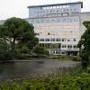 Campus Ledeganck in 2010, met de vijver van de Plantentuin en de gebouwen uit de jaren 1970 (Collectie UGentMemorie, © UGent - foto Pieter Morlion).