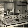 Apparatuur in het labo van het IPEM in het Technicum waar het instituut van 1963 tot 1966 haar eerste onderkomen had (collectie IPEM, UGent).