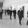Bezoek van het Raadgevend College aan de faculteit Wetenschappen in 1969. Op de voorgrond parlementsvoorzitter Achiel Van Acker en parlementariër en UGent-alumnus Edward Anseele jr. (Collectie Universiteitsarchief Gent - foto De Cau).
