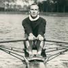 Roeier Raymond Verstraeten tijdens de &#039;Roeiwedstrijd voor Hoogescholen&#039; te Langerbrugge op het Kanaal Gent-Terneuzen (Collectie Universiteitsarchief Gent - foto Adolf Verberkt).