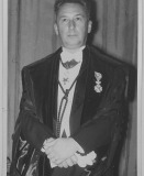 Scheikundig ingenieur (1908-1979) Gaston Goethals specialiseerde zich in de organische chemie en introduceerde in de jaren 1950 de polymeerchemie aan de UGent (privécollectie Eric Goethals).