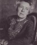 Suzanne Lilar (1902-1992) maakte faam als essayiste, roman- en toneelschrijfster en toonde zich in tijden van vrouwenemancipatie een pragmatische feministe (foto Letterenhuis Antwerpen)